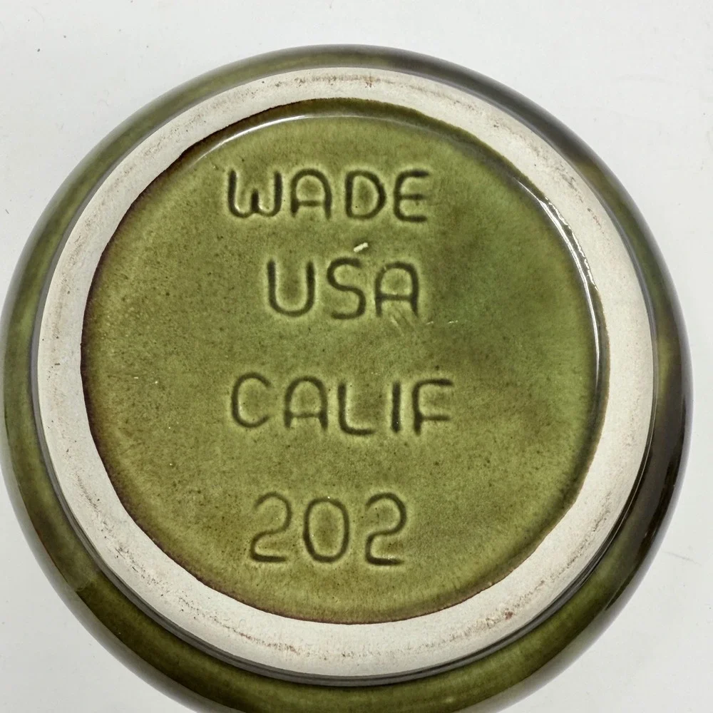 Vintage Wade Of California Pottery Green Drip Glaze‎ Apple Covered Lid Dish #202